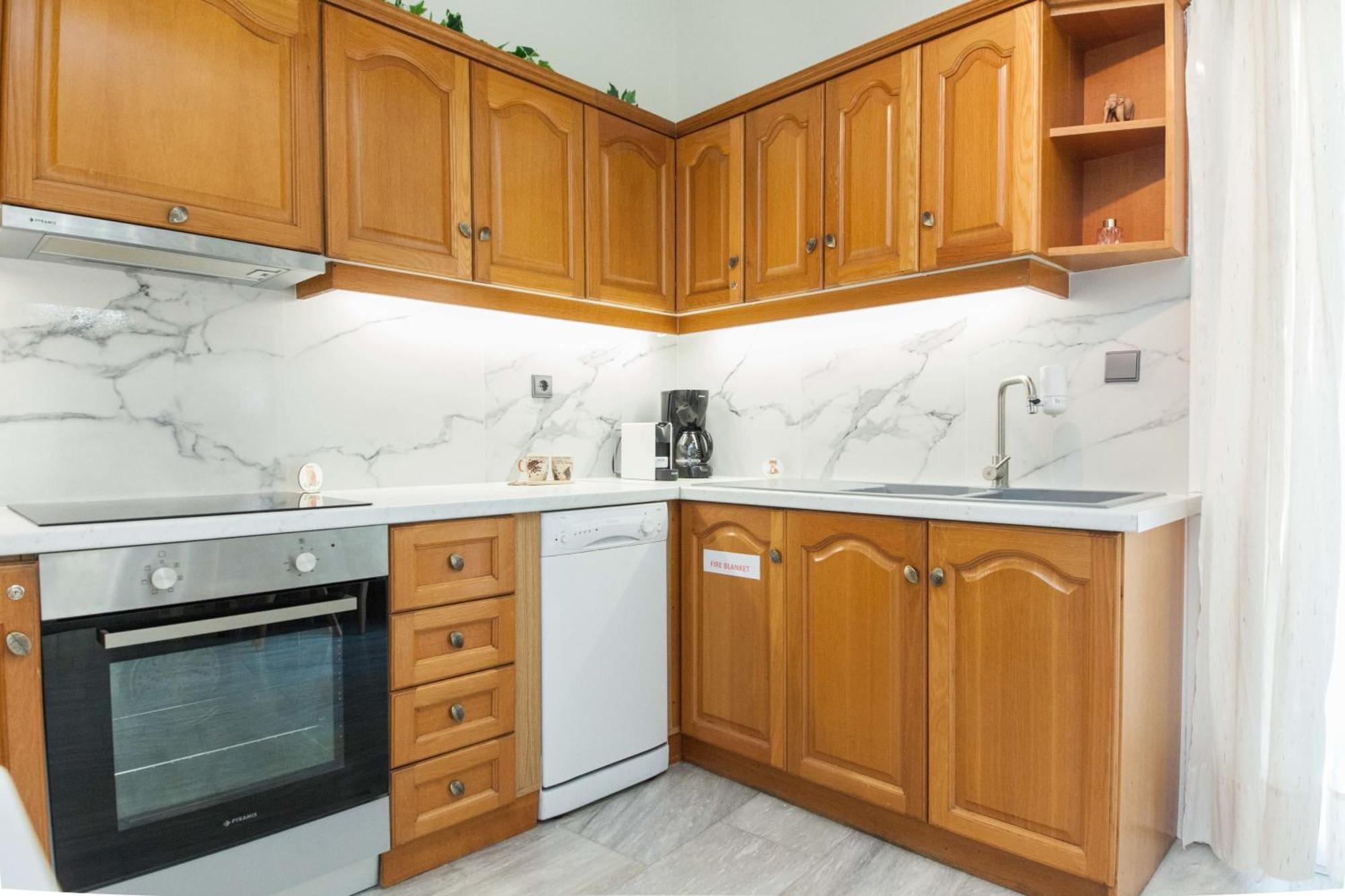 Classical 2 Bd Beauty Apt In Peaceful Chalandri Athen Exterior foto